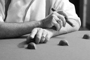 picture of a shell game