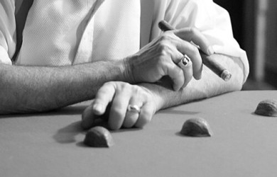 picture of a shell game